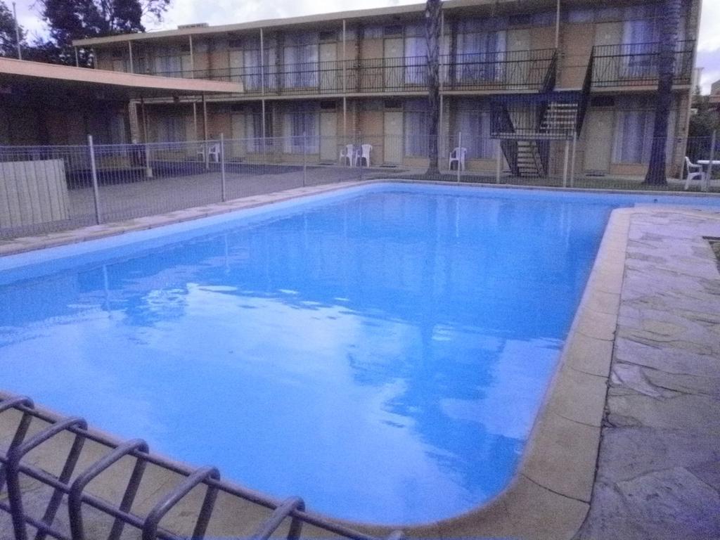 Karama Motor Inn Mildura Buitenkant foto